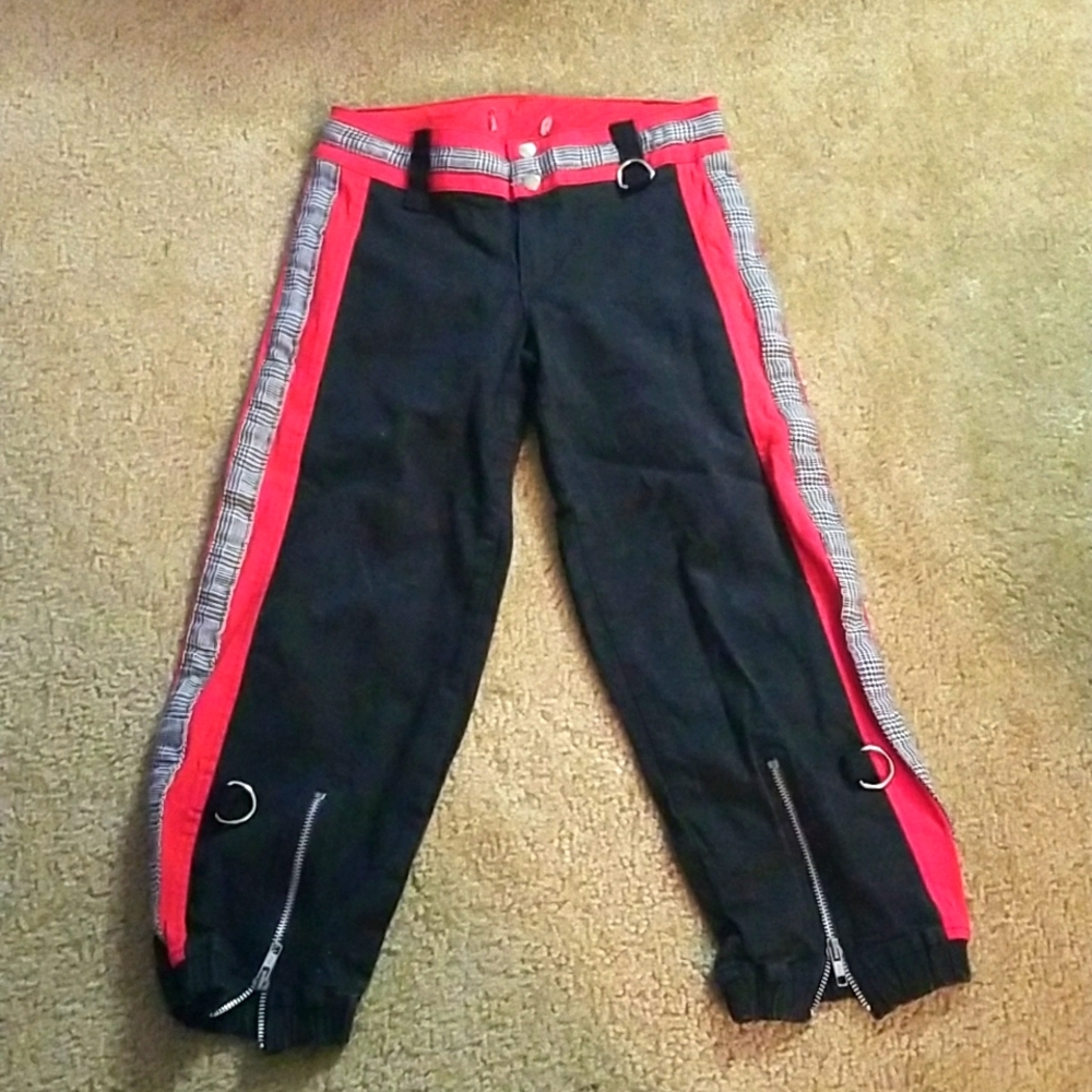 Punk black red houndstooth capris pants  3 XS y2k goth hot topic